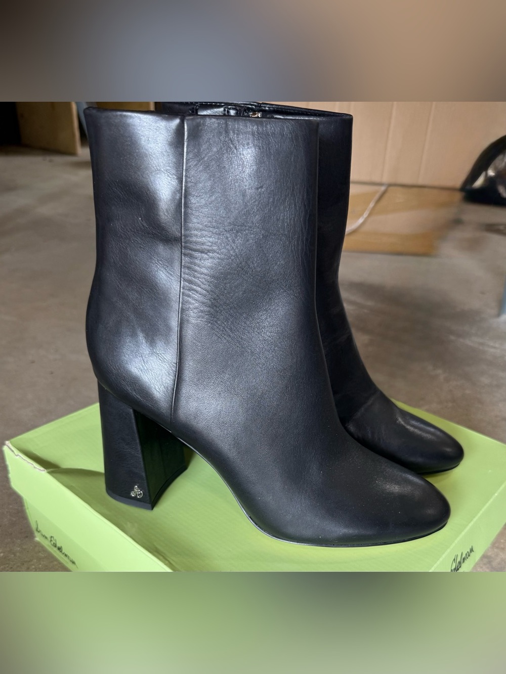 Sam Elderman Signature Collection Donna Bootie - Picture 5 of 10